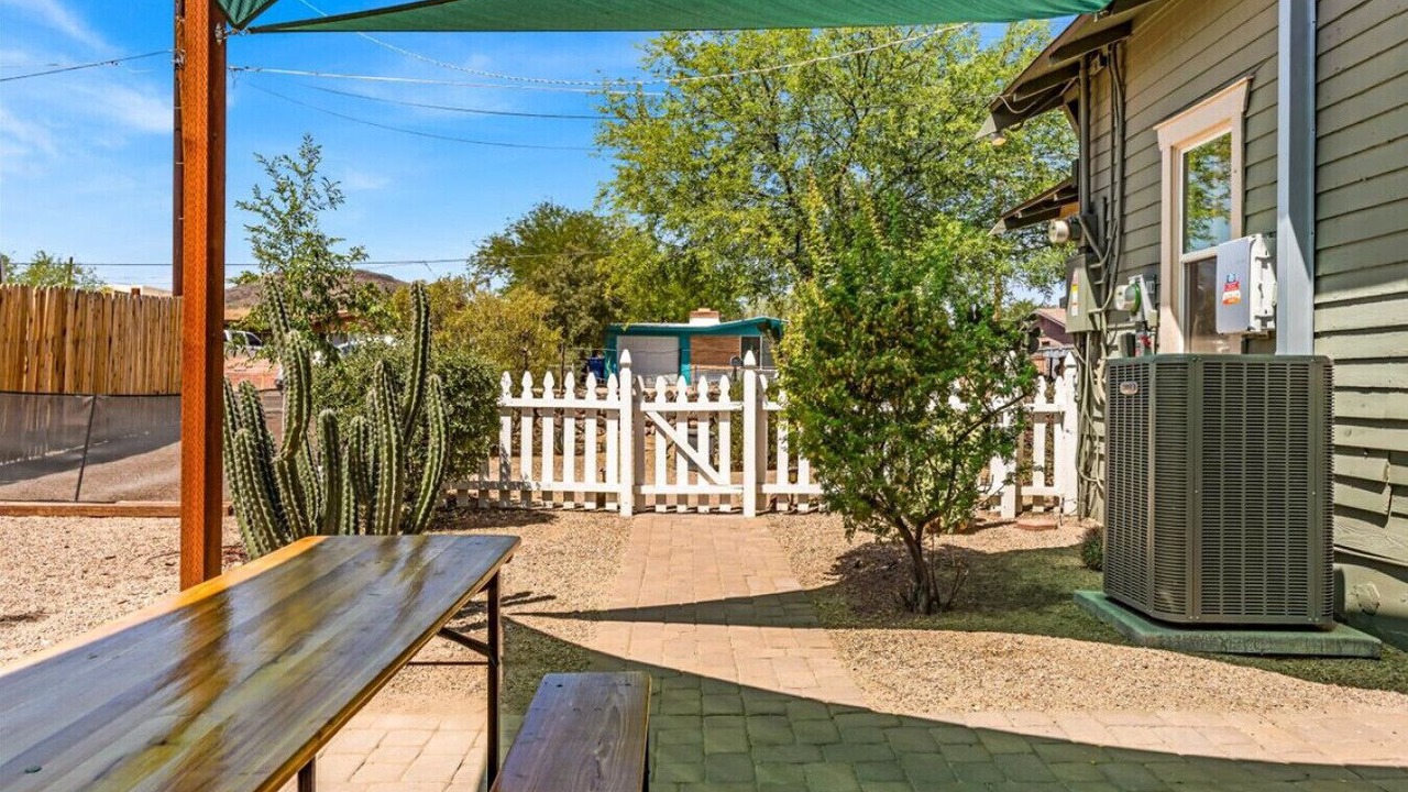 Photo of Outdoor in Menlo Park