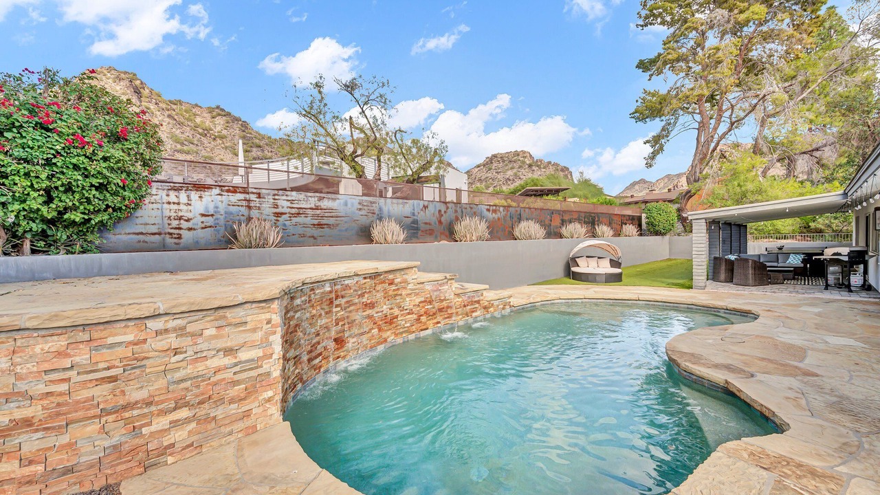 Photo of Outdoor in Camelback East