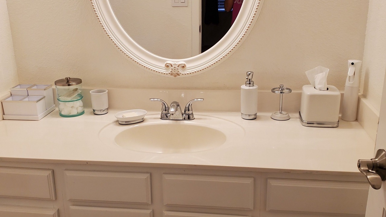 Photo of Bathroom in Garden Lakes Estates