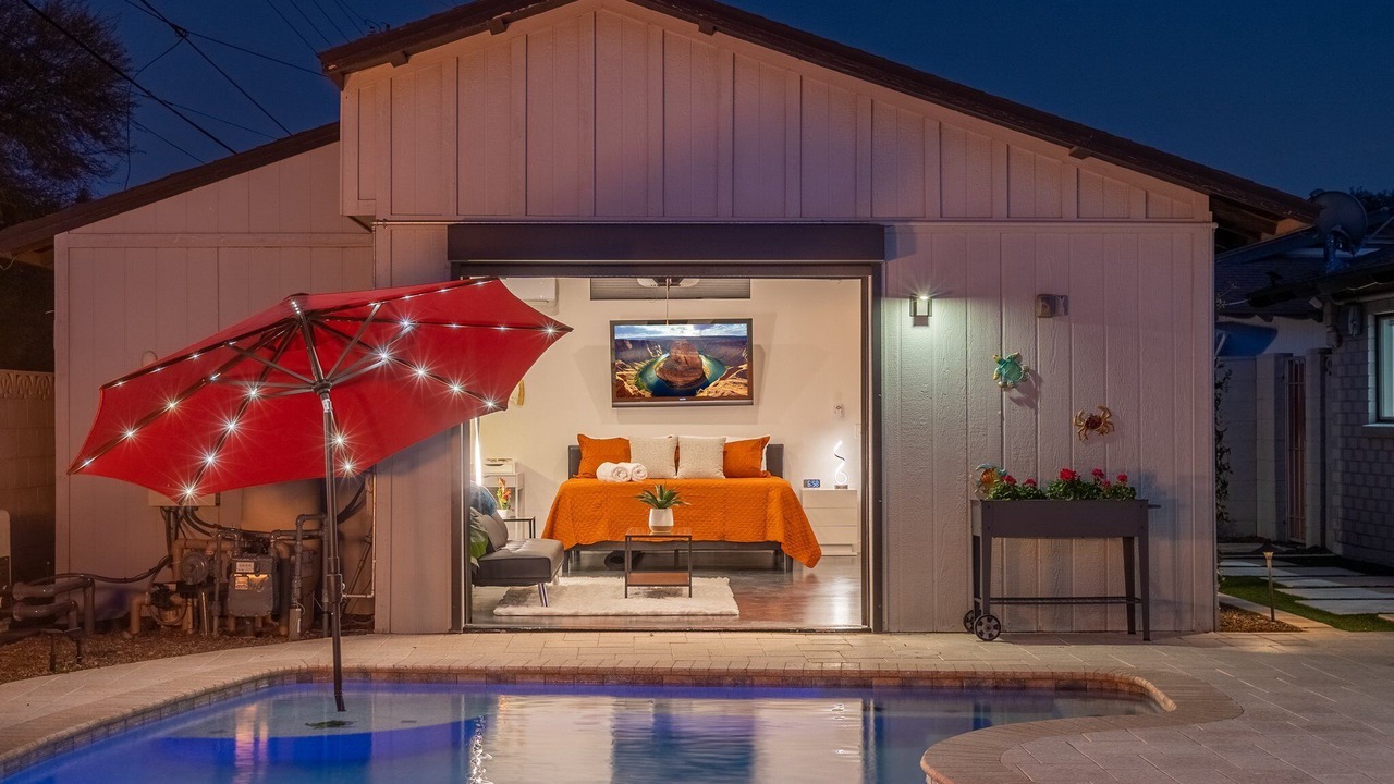 Photo of Outdoor in Scottsdale Estates Six
