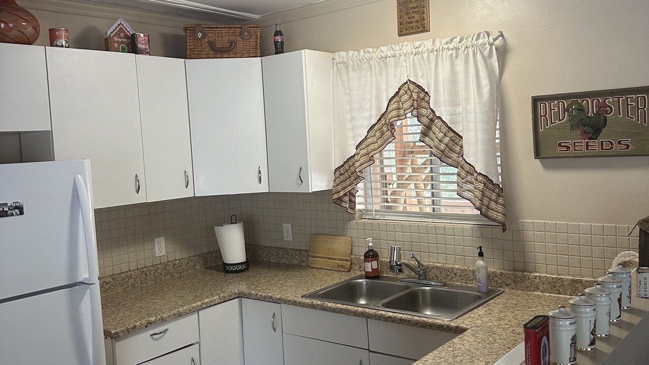 Photo of Kitchen in Groom Creek