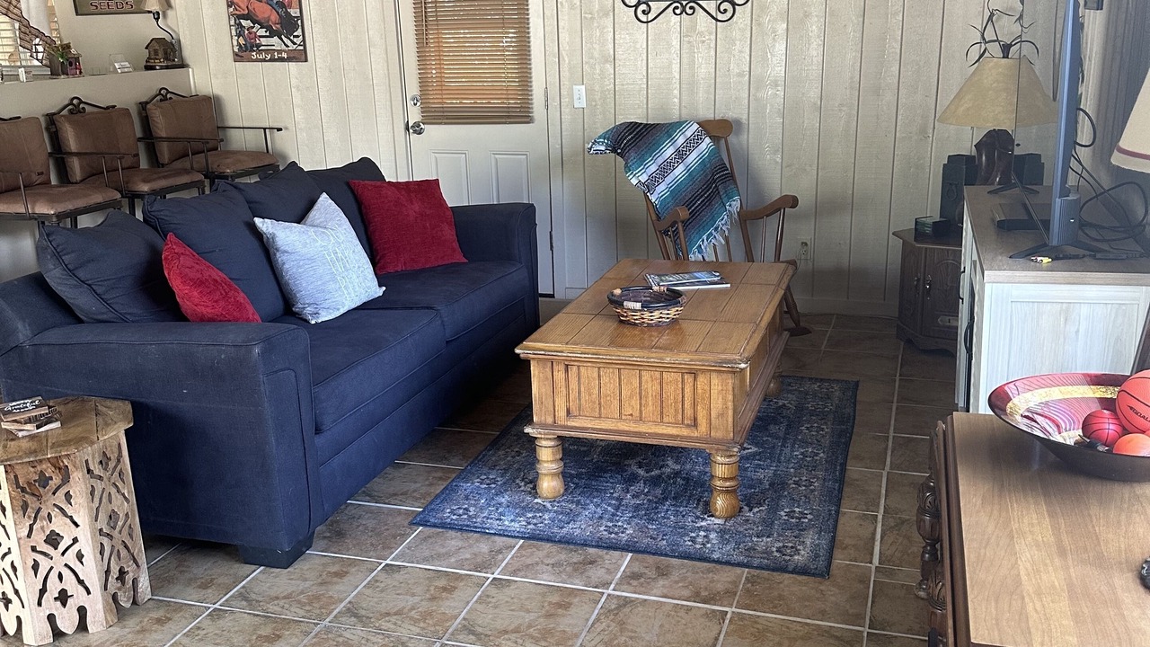 Photo of Livingroom in Groom Creek