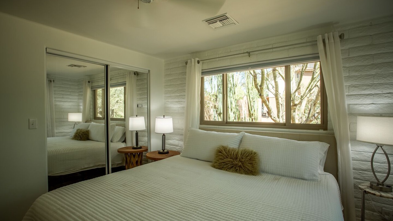 Photo of Bedroom in Cave Creek