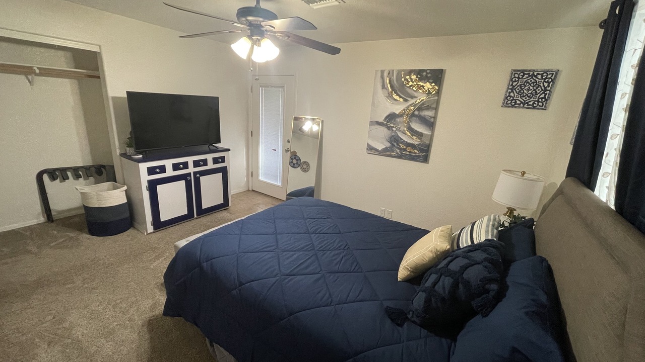 Photo of Bedroom in Topock