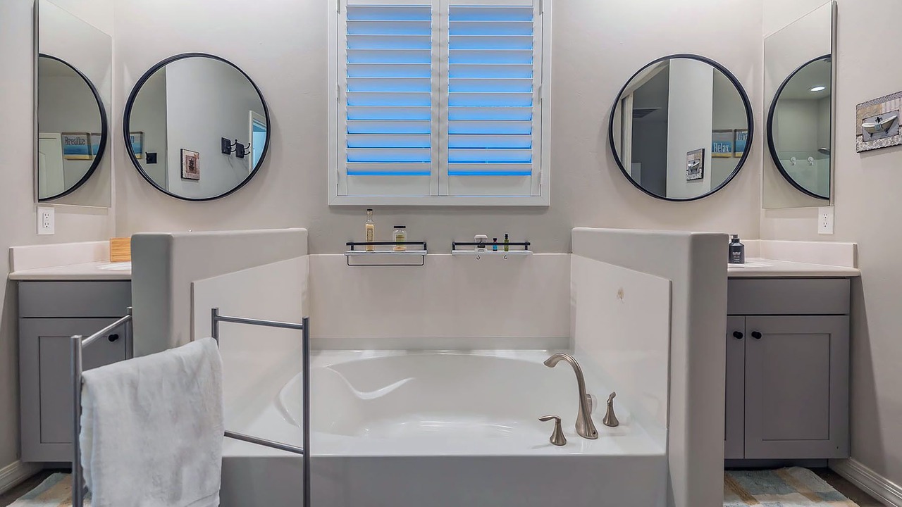 Photo of Bathroom in Green Valley
