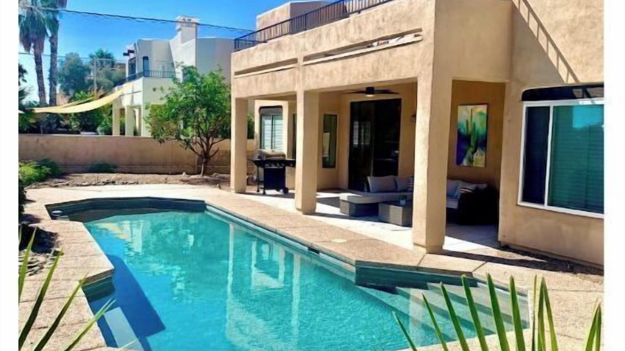 Photo of Outdoor in Canada Hills - Village