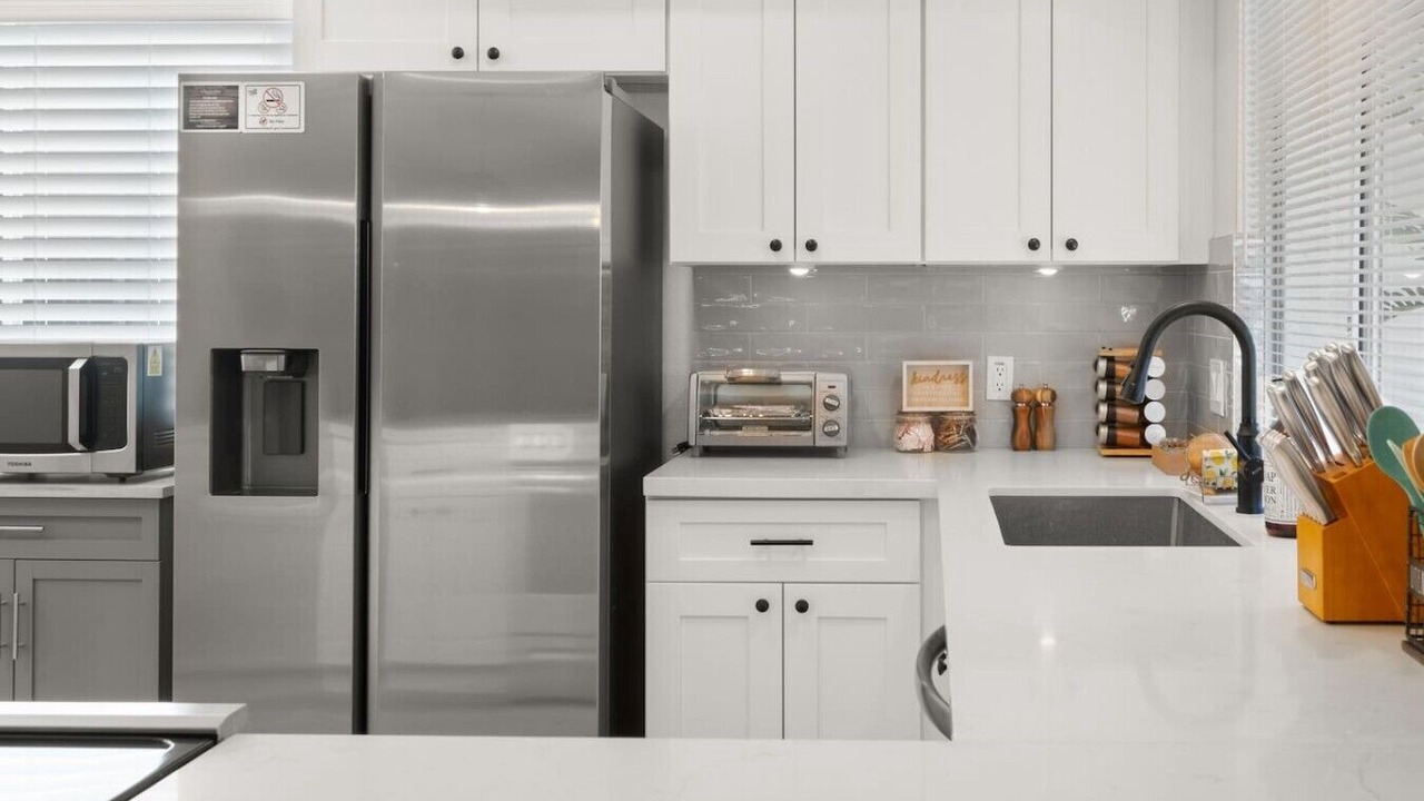 Photo of Kitchen in Horizons On Camelback