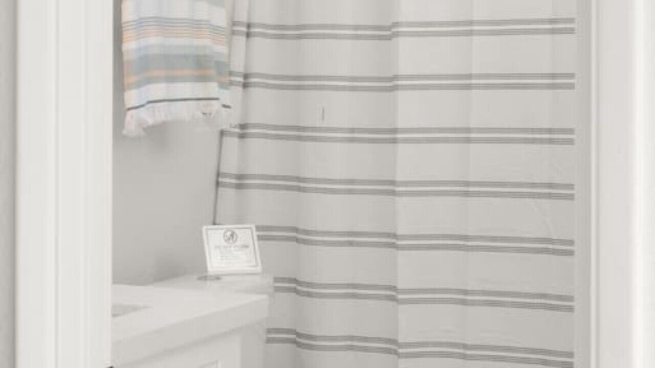 Photo of Bathroom in Horizons On Camelback