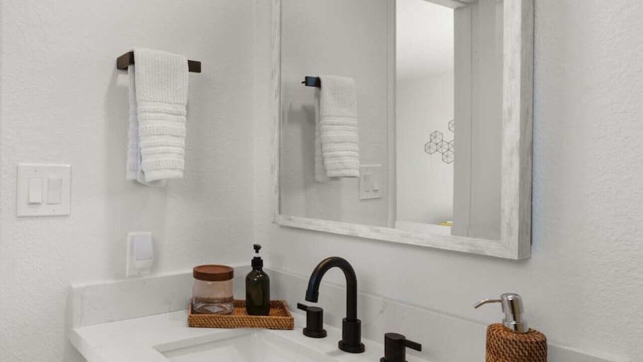 Photo of Bathroom in Horizons On Camelback