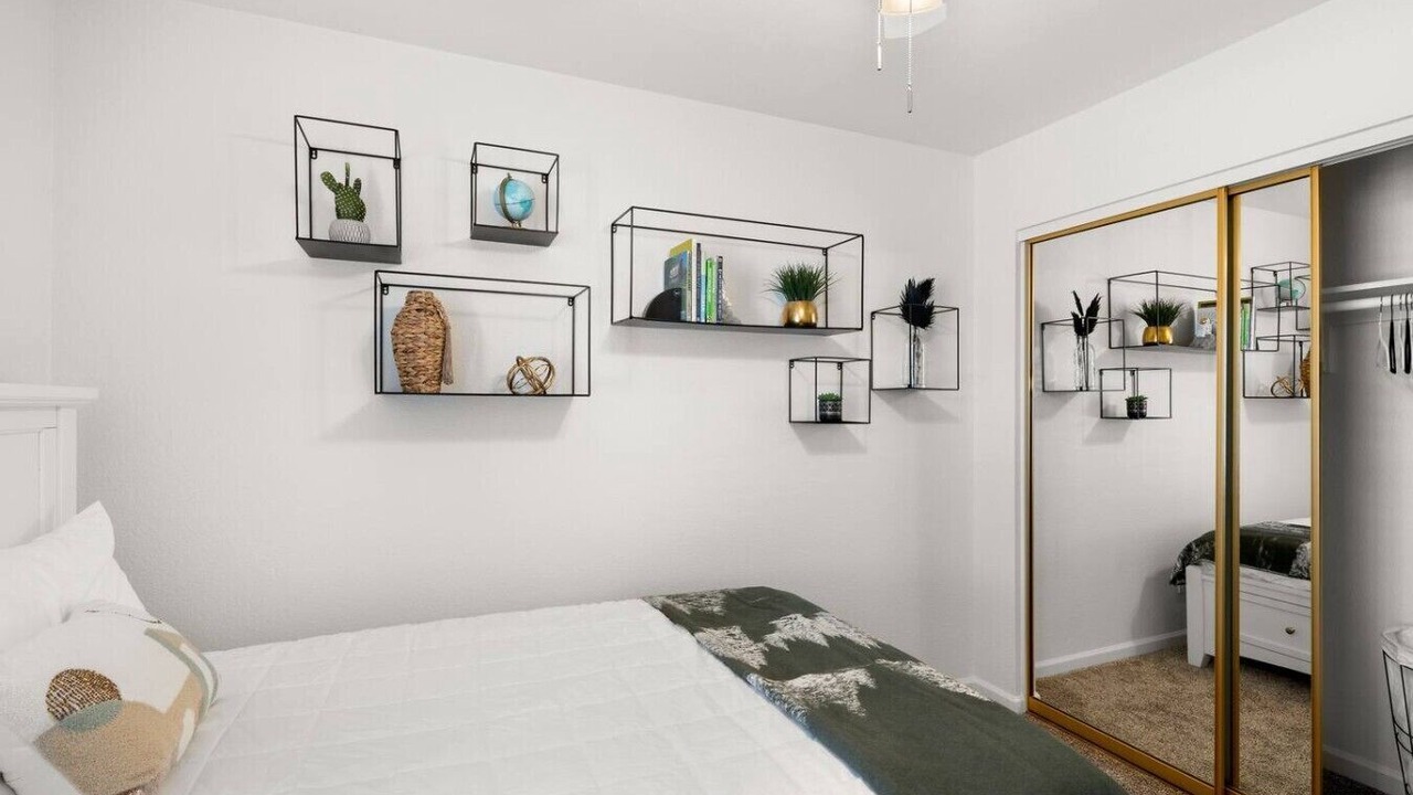Photo of Bedroom in Horizons On Camelback
