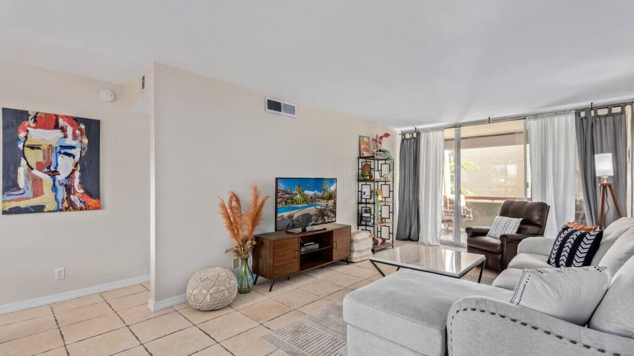 Photo of Livingroom in South Scottsdale