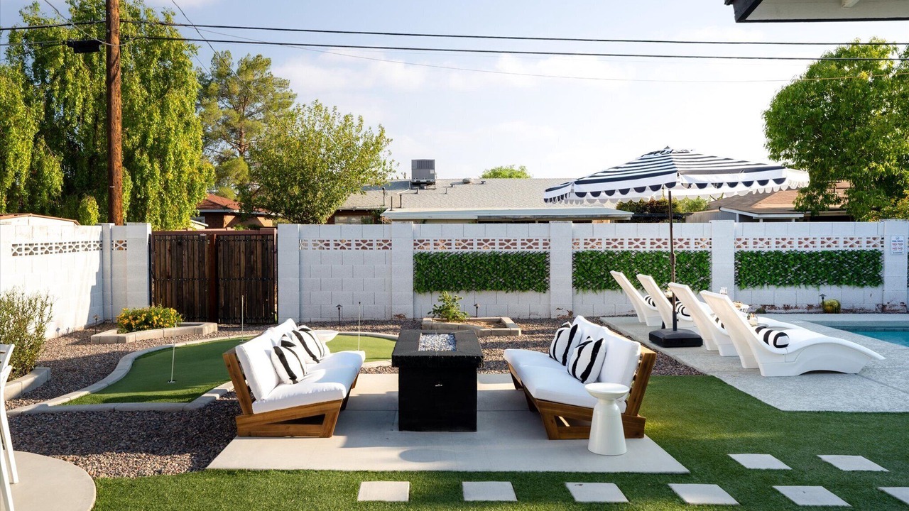 Photo of Outdoor in Village Grove