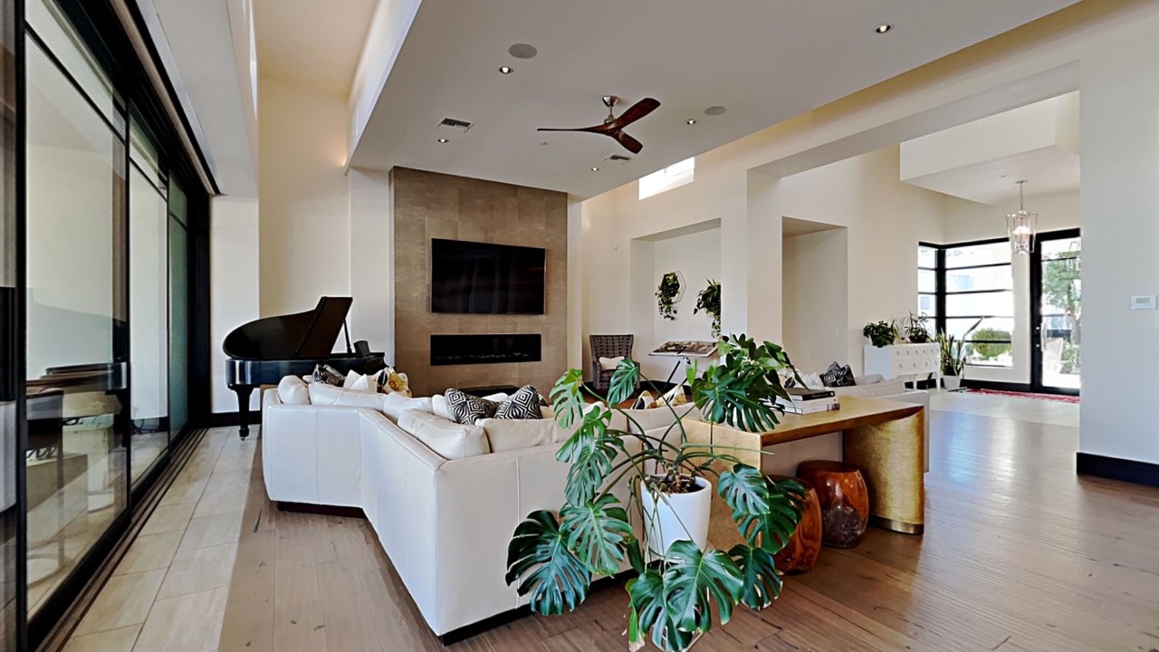 Photo of Livingroom in South Scottsdale