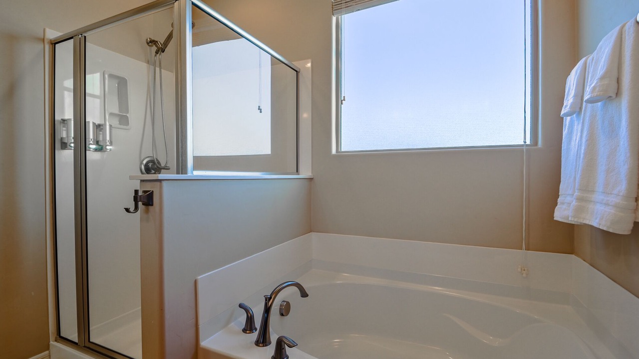 Photo of Bathroom in Oracle