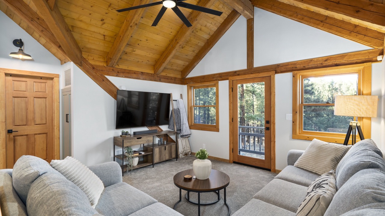 Photo of Livingroom in Flagstaff