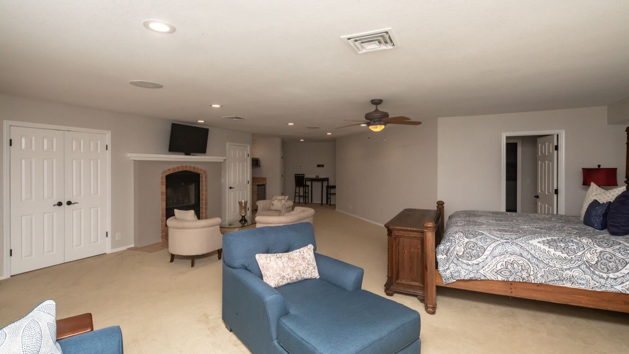 Photo of Bedroom in Parker Strip