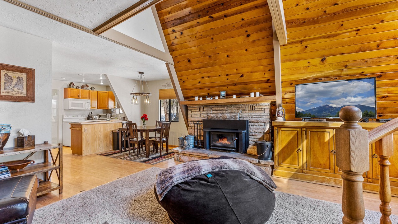 Photo of Livingroom in Munds Park