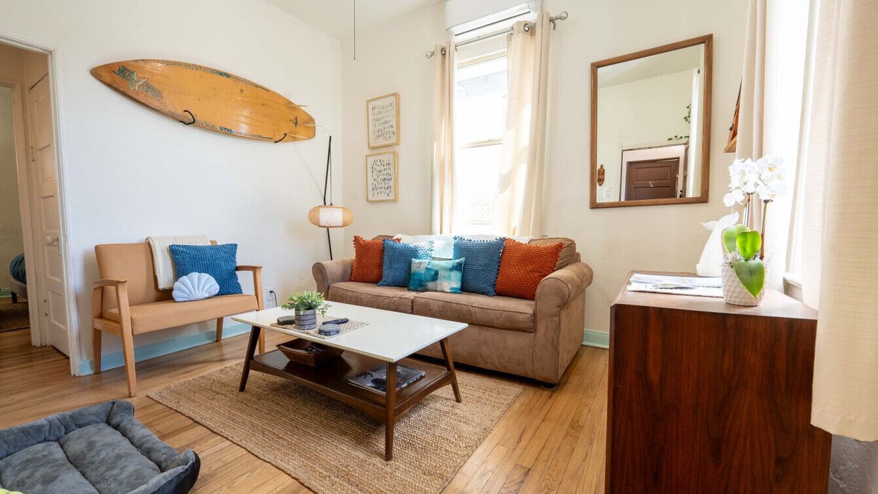 Photo of Livingroom in Iron Horse Historic District