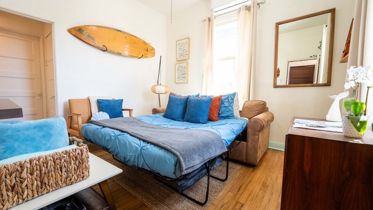 Photo of Bedroom in Iron Horse Historic District