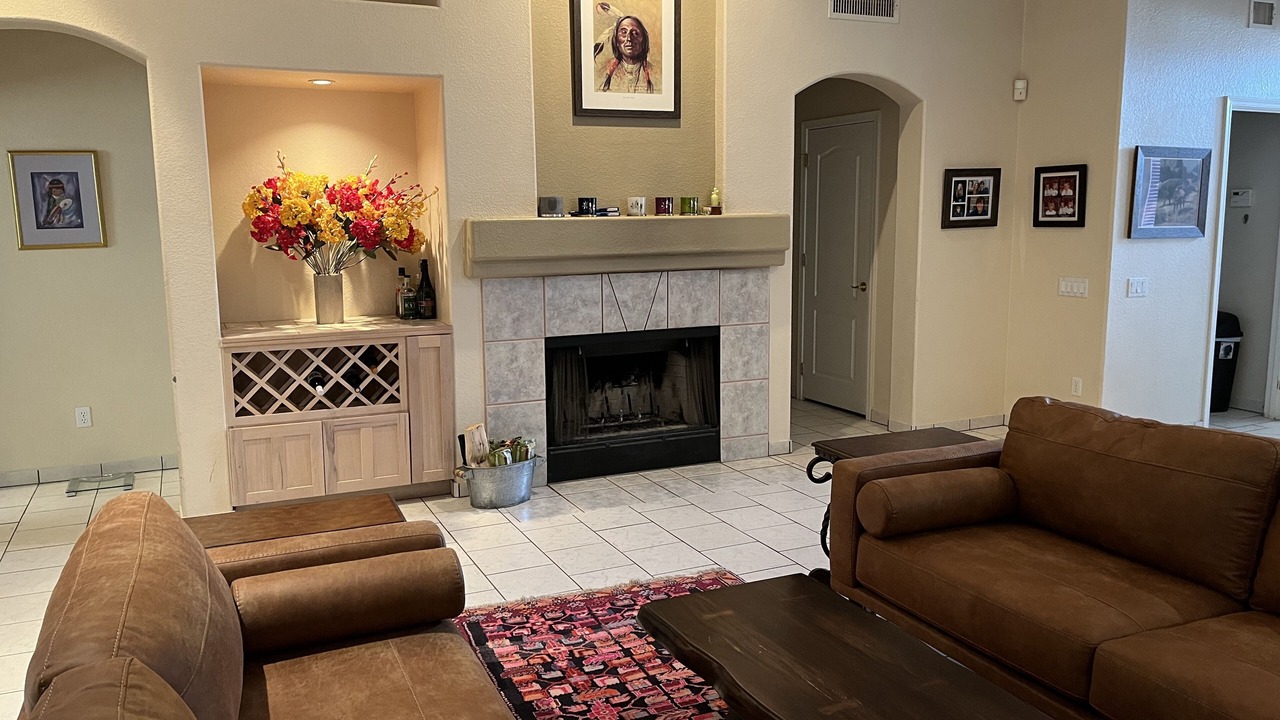 Photo of Livingroom in The Bluffs
