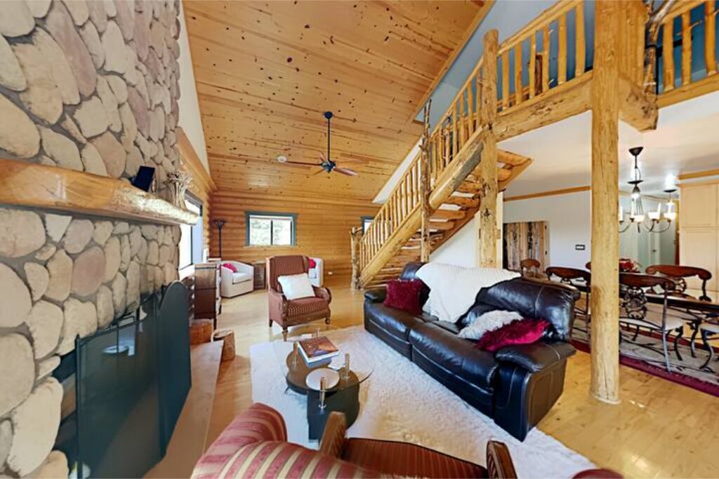 Photo of Livingroom in Flagstaff