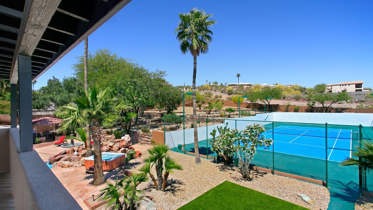 Photo of Others in Paradise Valley Village