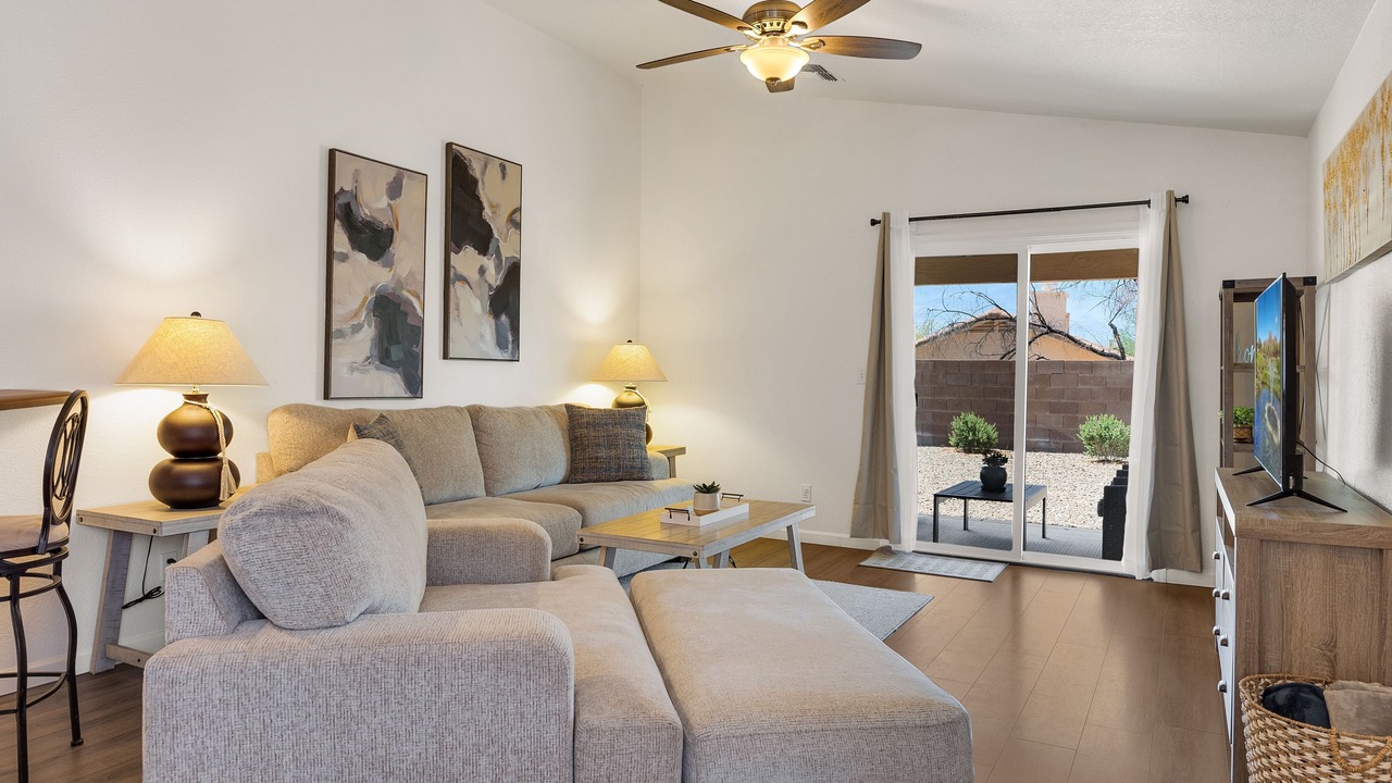 Photo of Livingroom in Dove Mountain
