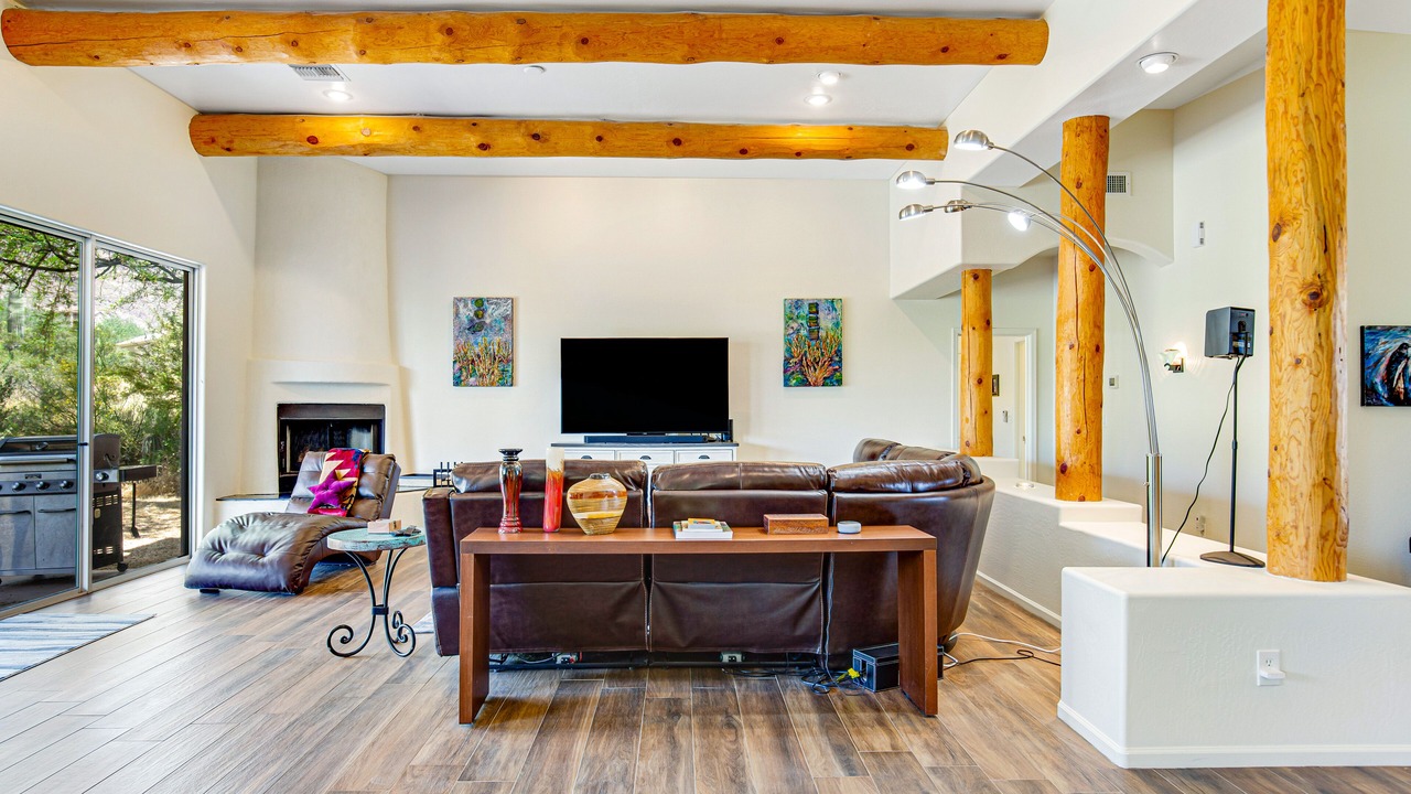 Photo of Livingroom in Gold Canyon