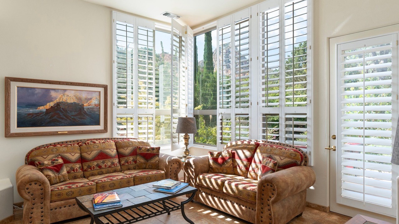 Photo of Livingroom in West Sedona