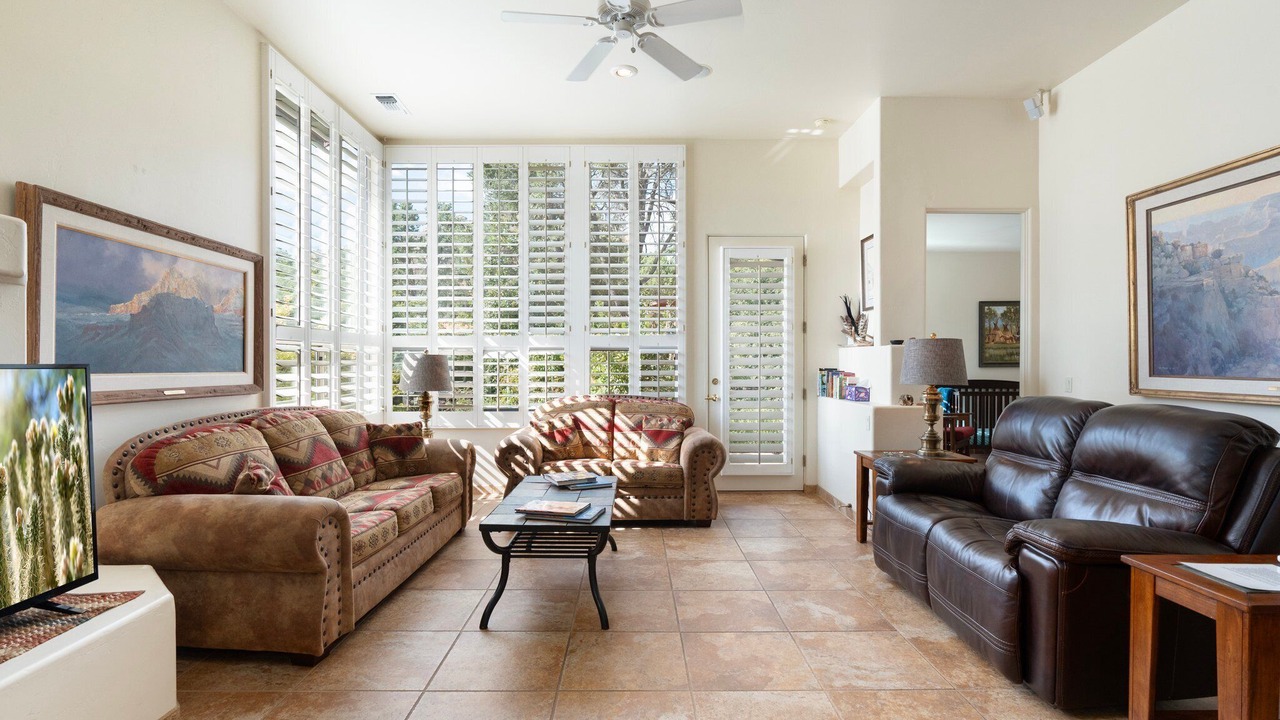 Photo of Livingroom in West Sedona