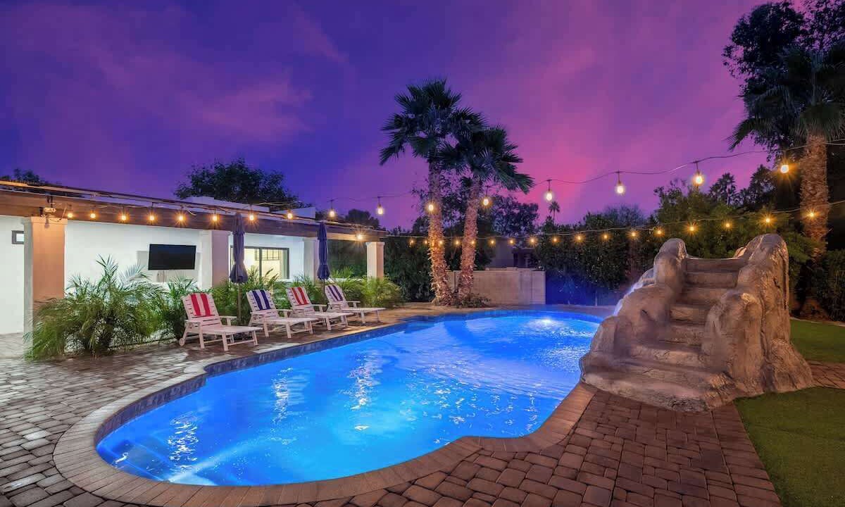Photo of Outdoor in Paradise Valley Village