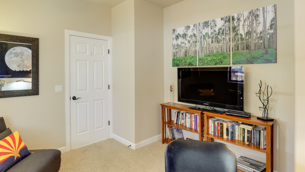 Photo of Livingroom in Ponderosa Trails