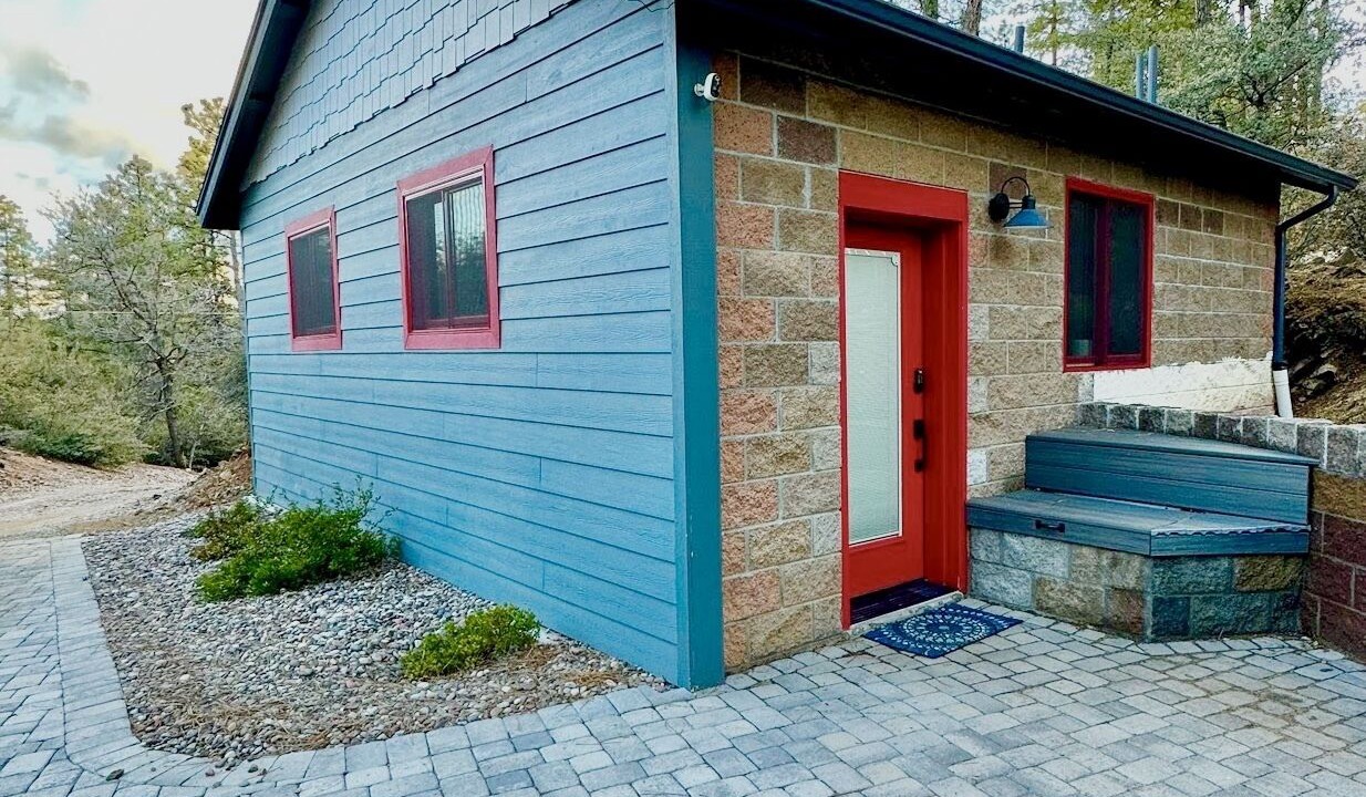 Photo of Outdoor in Highland Pines