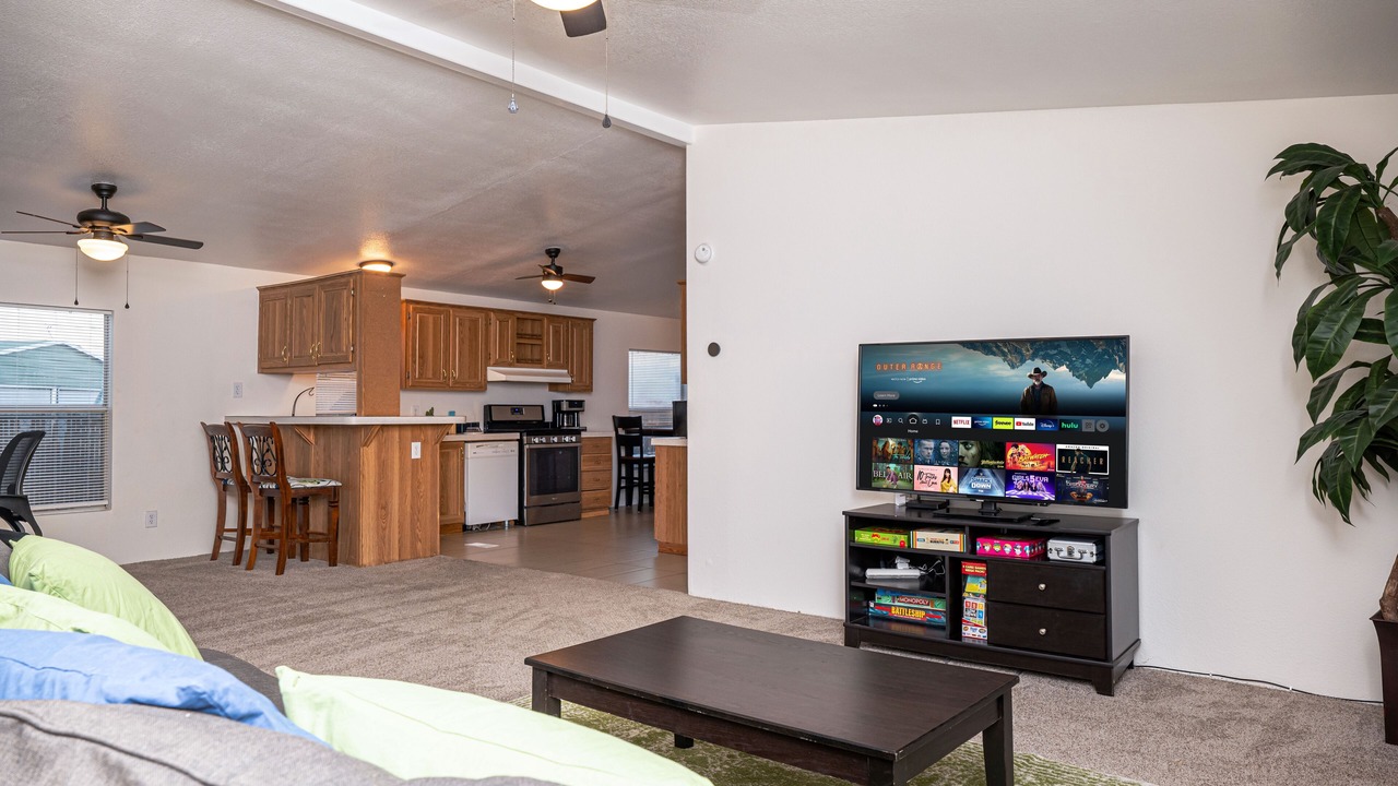 Photo of Livingroom in Bullhead City