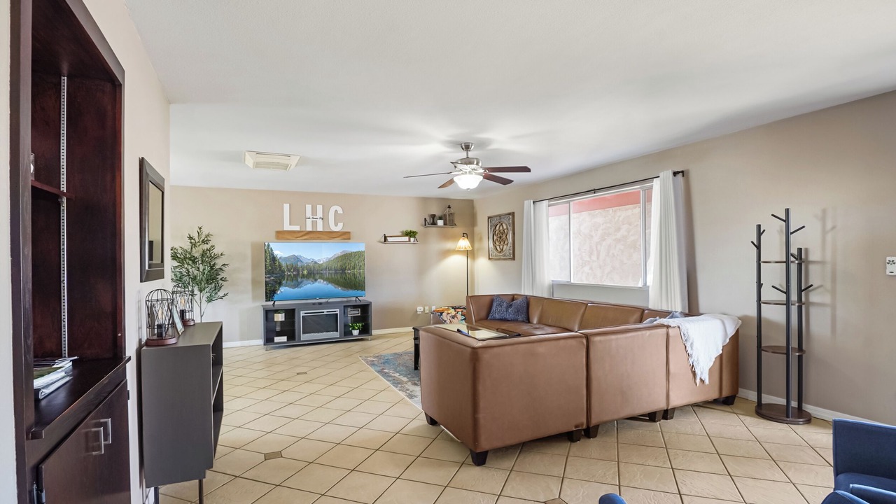 Photo of Livingroom in Lake Havasu City
