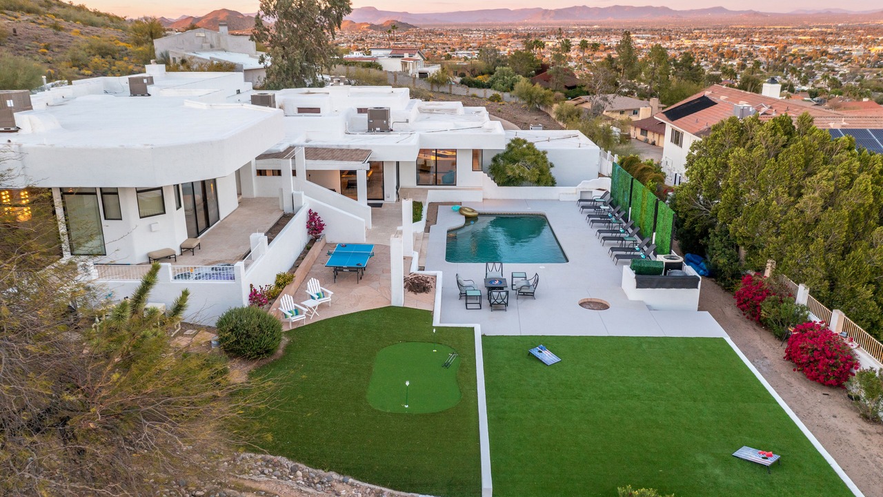 Photo of Others in Paradise Valley Village