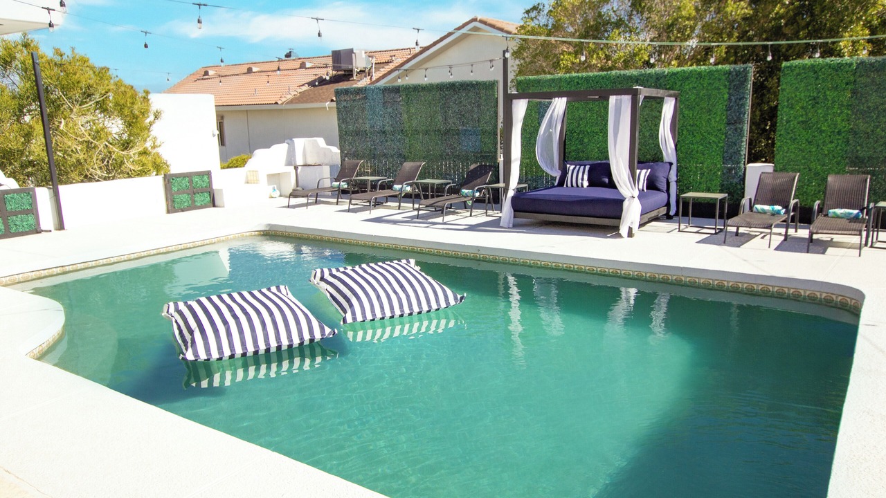Photo of Outdoor in Paradise Valley Village