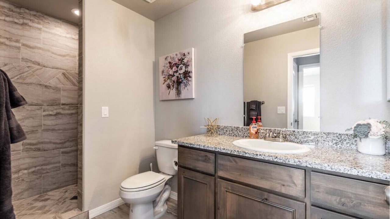Photo of Bathroom in Kingman
