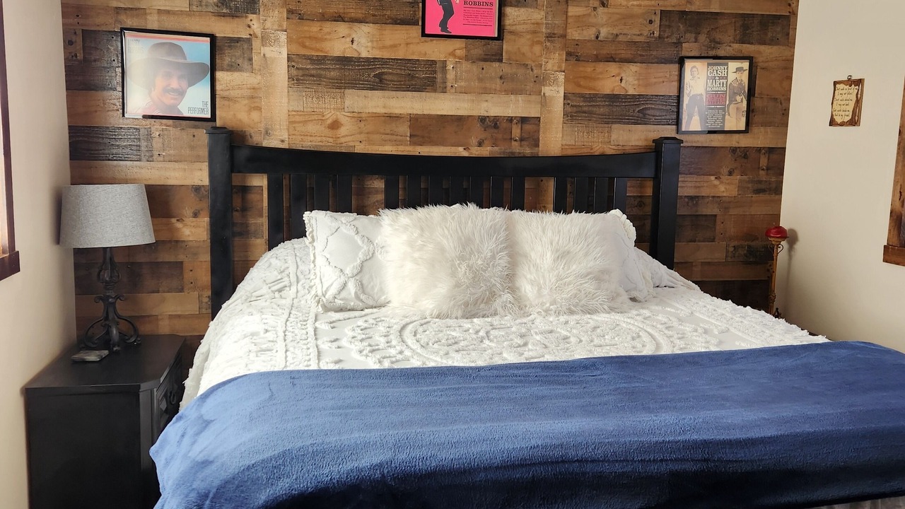 Photo of Bedroom in Fredonia