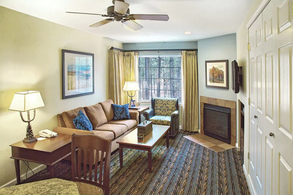 Photo of Livingroom in Pinetop