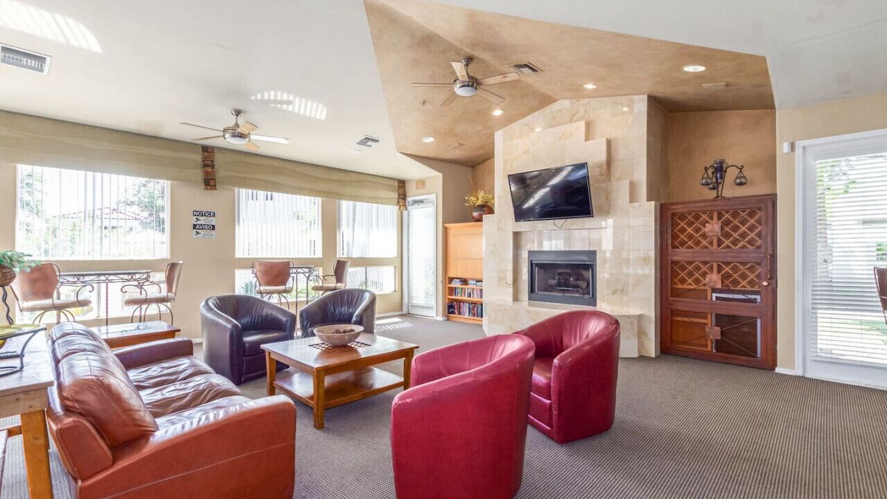 Photo of Livingroom in Central Scottsdale