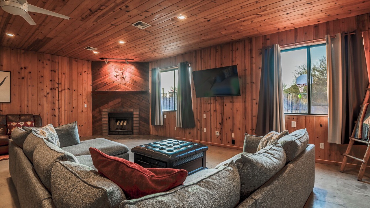 Photo of Livingroom in Tucson Estates