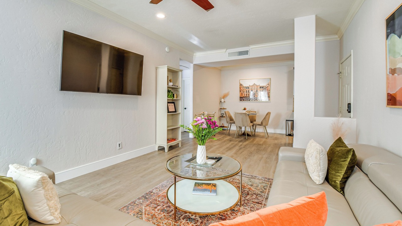 Photo of Livingroom in North Scottsdale
