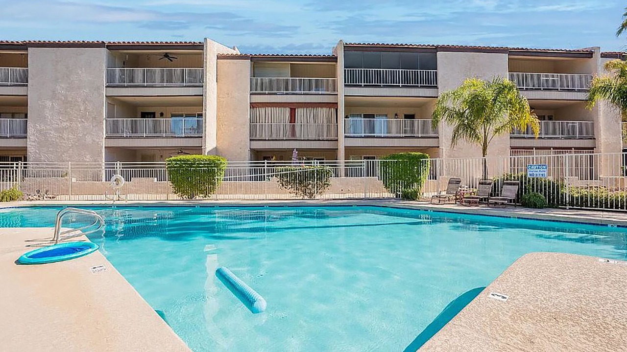 Photo of Outdoor in Lake Biltmore Village
