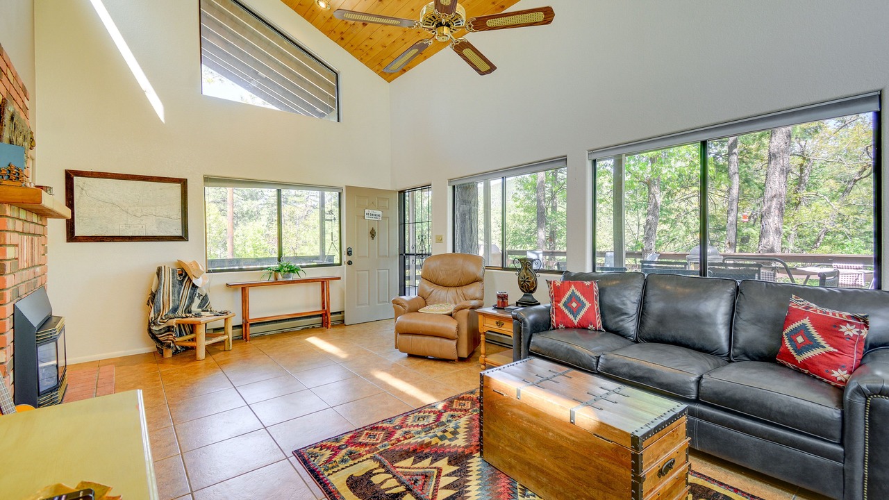 Photo of Livingroom in Prescott