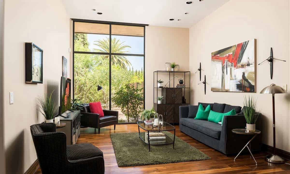 Photo of Livingroom in Central Scottsdale
