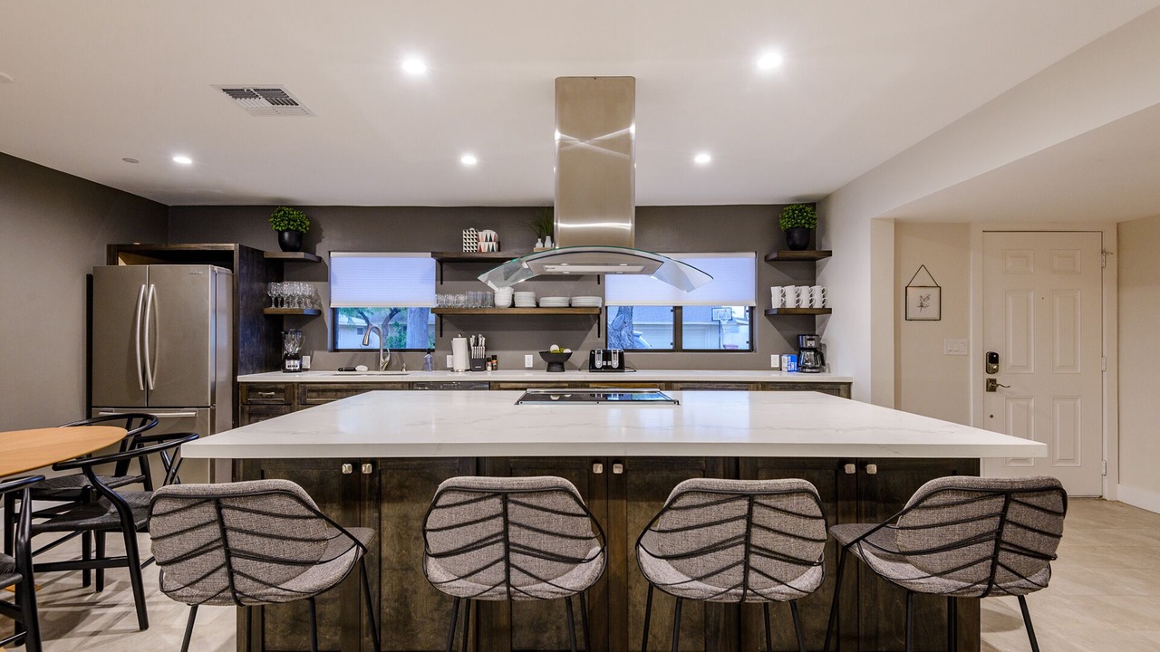 Photo of Kitchen in Entertainment District
