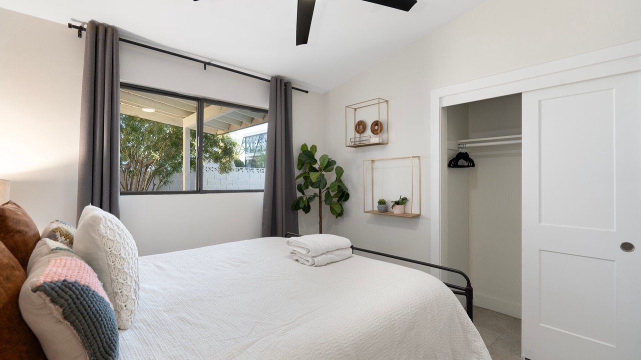 Photo of Bedroom in Entertainment District