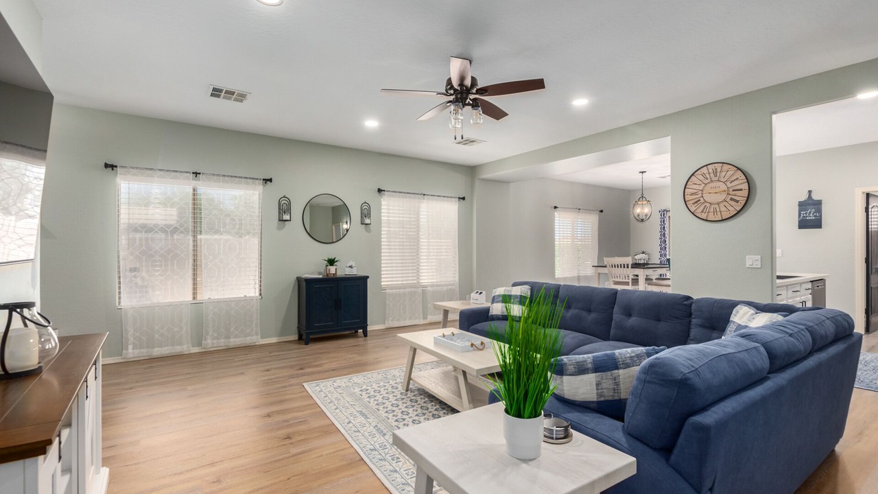 Photo of Livingroom in San Tan Valley