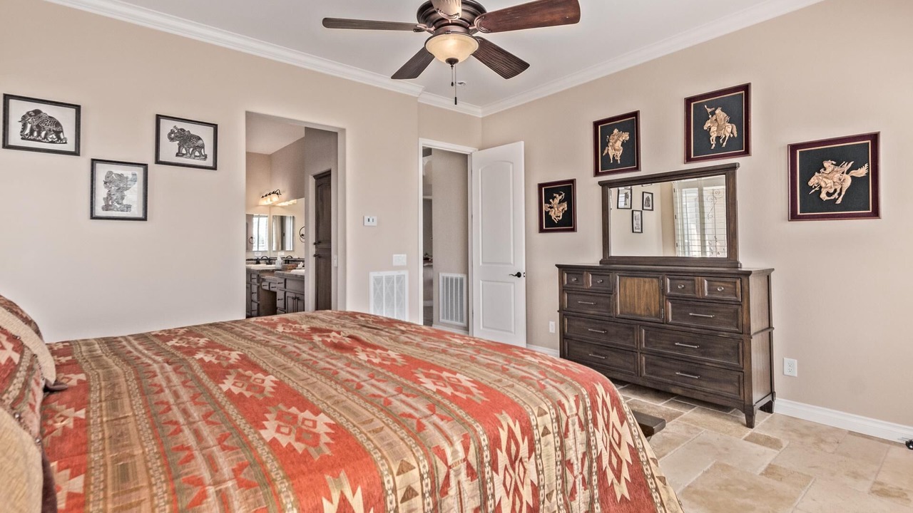 Photo of Bedroom in Encanterra